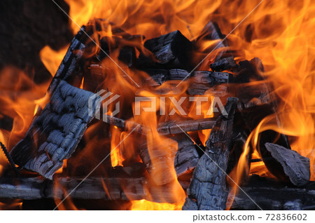 Bonfire kindled on a journey Bonfire kindled on a journey 72836602