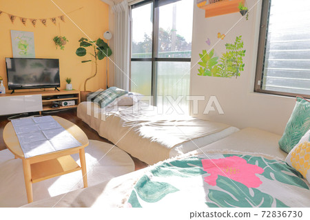 Studio Mansion_Large TV 2 72836730