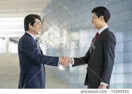 搖動業務場景圖像 搖動業務場景圖像 72840483