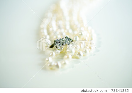 Up and copy space for pearls and metal fittings Up and copy space for pearls and metal fittings 72841285
