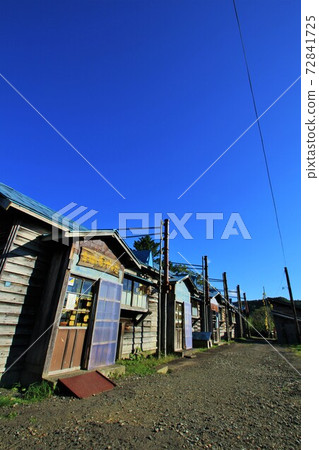 幸福回憶的黃色手帕休憩用地(北海道尤巴里市) 幸福回憶的黃色手帕休憩用地(北海道尤巴里市) 72841725