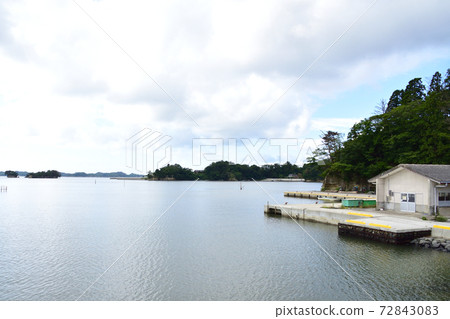 Scenery from the Senseki Line train window from Sendai Station to Tona Station 72843083