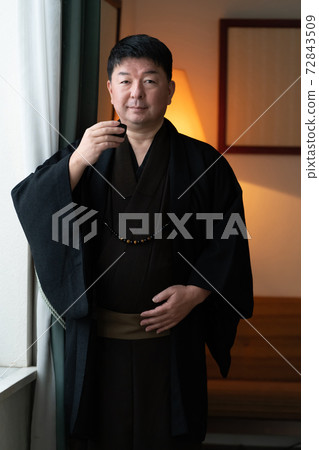 男士和服的生活方式 72843509