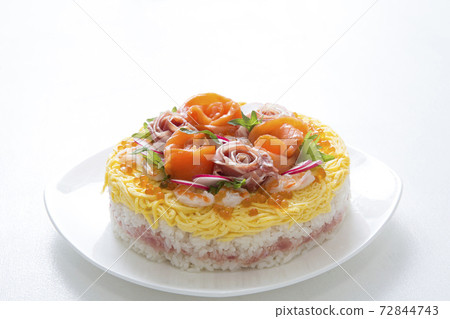 零食壽司,蛋糕形式的海鮮壽司 零食壽司,蛋糕形式的海鮮壽司 72844743