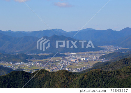 Overlooking the city of Tamba from the demon bridge in front of the ruins of Kanayama Castle in Kanegasaka, Tamba City 72845317