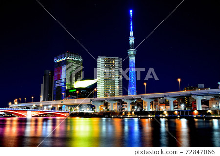 Night view of Tokyo Sky Tree, red Azumabashi, blue Komagata Bridge, green Umayabashi, and yellow Kuramae Bridge from the Sumida River Terrace Night view of Tokyo Sky Tree, red Azumabashi, blue Komagata Bridge, green Umayabashi, and yellow Kuramae Bridge from the Sumida River Terrace 72847066
