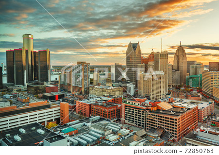 Detroit, Michigan, USA Downtown Skyline 72850763