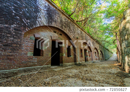 3rd Battery Ruins Tomogashima, Wakayama City, Wakayama Prefecture 72850827