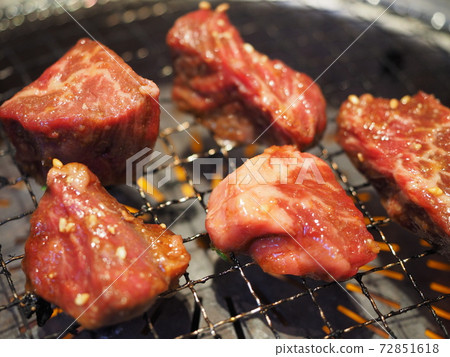 Japanese black beef grilled meat (diced skirt steak) Japanese black beef grilled meat (diced skirt steak) 72851618