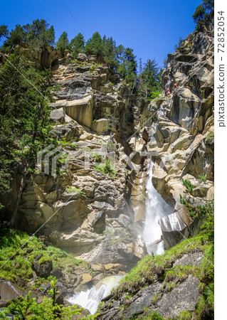 Waterfall in Vanoise national Park, French alps Waterfall in Vanoise national Park, French alps 72852054