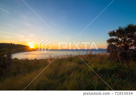 Sunrise colorful morning sky seashore Sunrise colorful morning sky seashore 72853034