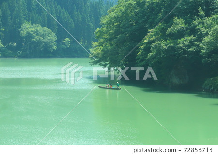 Scenery from the Tadami Line train window from Aizu-Kawaguchi Station to Aizu Station Scenery from the Tadami Line train window from Aizu-Kawaguchi Station to Aizu Station 72853713
