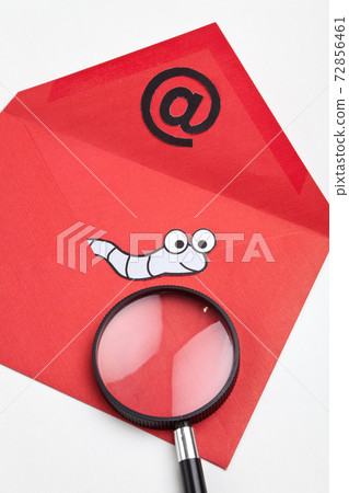 E-Mail Security E-Mail Security 72856461