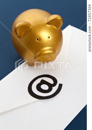 E-Mail and piggy bank 72857304