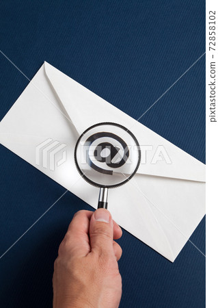 E-Mail Security E-Mail Security 72858102