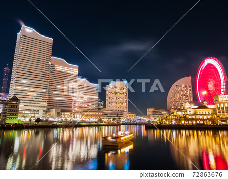 橫濱港未來21和新港區夜景 橫濱港未來21和新港區夜景 72863676