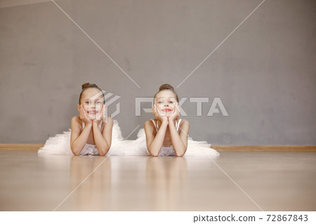 Child girls is studying ballet Child girls is studying ballet 72867843