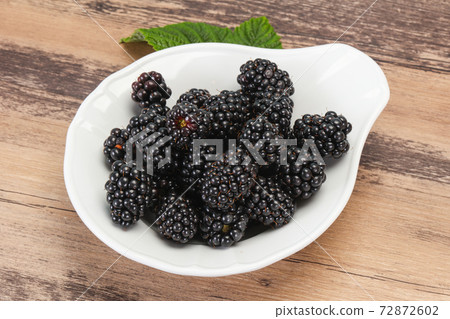 Sweet tasty ripe Blackberry heap 72872602