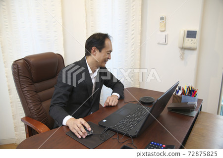 工作主管 工作主管 72875825