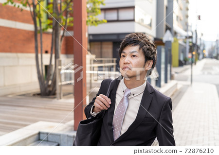 一個商人在京都的形象 72876210