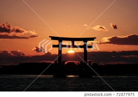 晚上在Hamana Lake Bentenjima 晚上在Hamana Lake Bentenjima 72877975