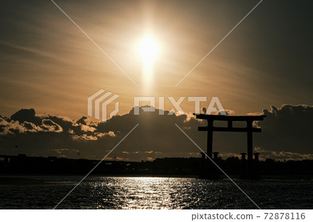 晚上在Hamana Lake Bentenjima 晚上在Hamana Lake Bentenjima 72878116