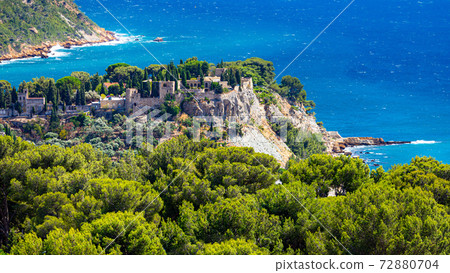 View on old part of Cassis, Provence, South France, Europe, Mediterranean sea View on old part of Cassis, Provence, South France, Europe, Mediterranean sea 72880704