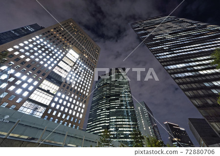 汐留摩天大樓（夜景） 72880706