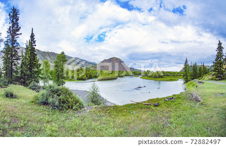 Chuya River - river in the Altai Republic in Russia Chuya River - river in the Altai Republic in Russia 72882497