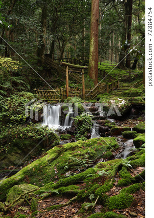 Kuromi waterfall 72884754