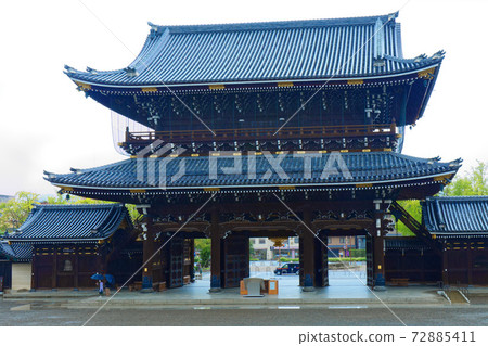 Amidado Gate東本願寺前的風景 72885411