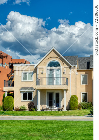 Luxury residential townhouse with private entrance from the street 72886636