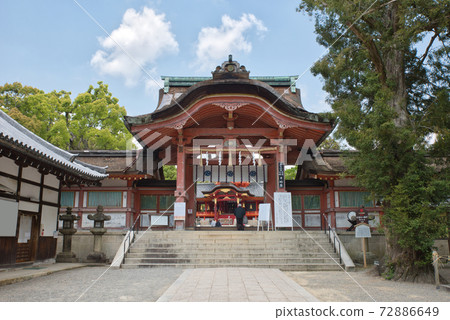 [Kyoto Prefecture] Iwashimizu Hachimangu Shrine during the fresh green season in May 72886649