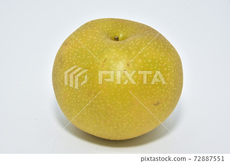 Tottori Prefecture's original pear, Akikansen, born from the 20th century and Hosui Tottori Prefecture's original pear, Akikansen, born from the 20th century and Hosui 72887551
