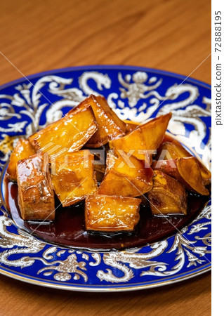 藍板上的地瓜風味湯 72888195