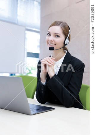 Portrait of a foreign teacher at an online English school 72889891