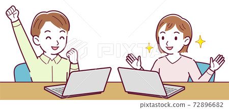 pc, heterosexual couple, desk work 72896682