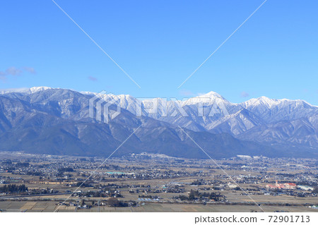 Winter Azumino and Northern Alps 72901713