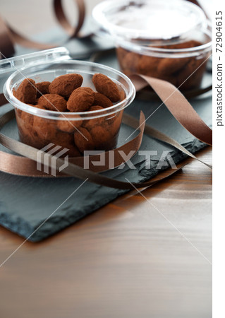 Handmade Amand Chocolat Handmade Amand Chocolat 72904615