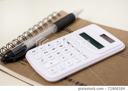 工藝筆記本和黑筆/計算器,計算 工藝筆記本和黑筆/計算器,計算 72908384