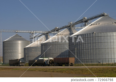 Grain elevators 72908798