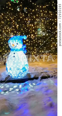 Fukushima City Fukushima Station East Exit Square Snowman object next to the flower clock Fukushima City Fukushima Station East Exit Square Snowman object next to the flower clock 72910193