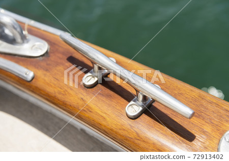 Still life photography images 72913402