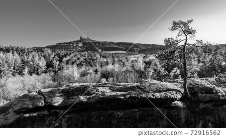 Trosky castle ruins. Two towers of old medieval castle on the hill. Landscape of Bohemian Paradise, Czech: Cesky raj, Czech Republic 72916562