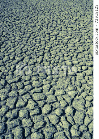 Dry soil Dry soil 72918125