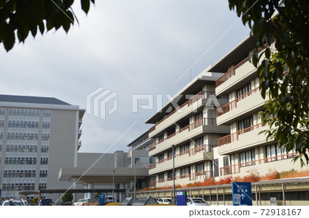 Kyoto University Hospital Kyoto University Hospital 72918167