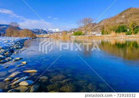 Tone River and snowy Tanigawadake in winter Tone River and snowy Tanigawadake in winter 72918332