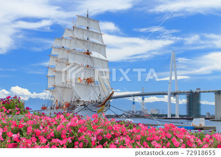 富山_伏木漁港海丸公園 72918655