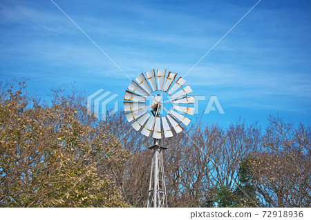 Windmill for fetching water Windmill for fetching water 72918936