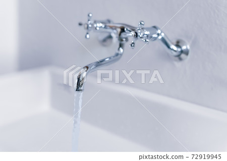 Fashionable faucet Fashionable faucet 72919945